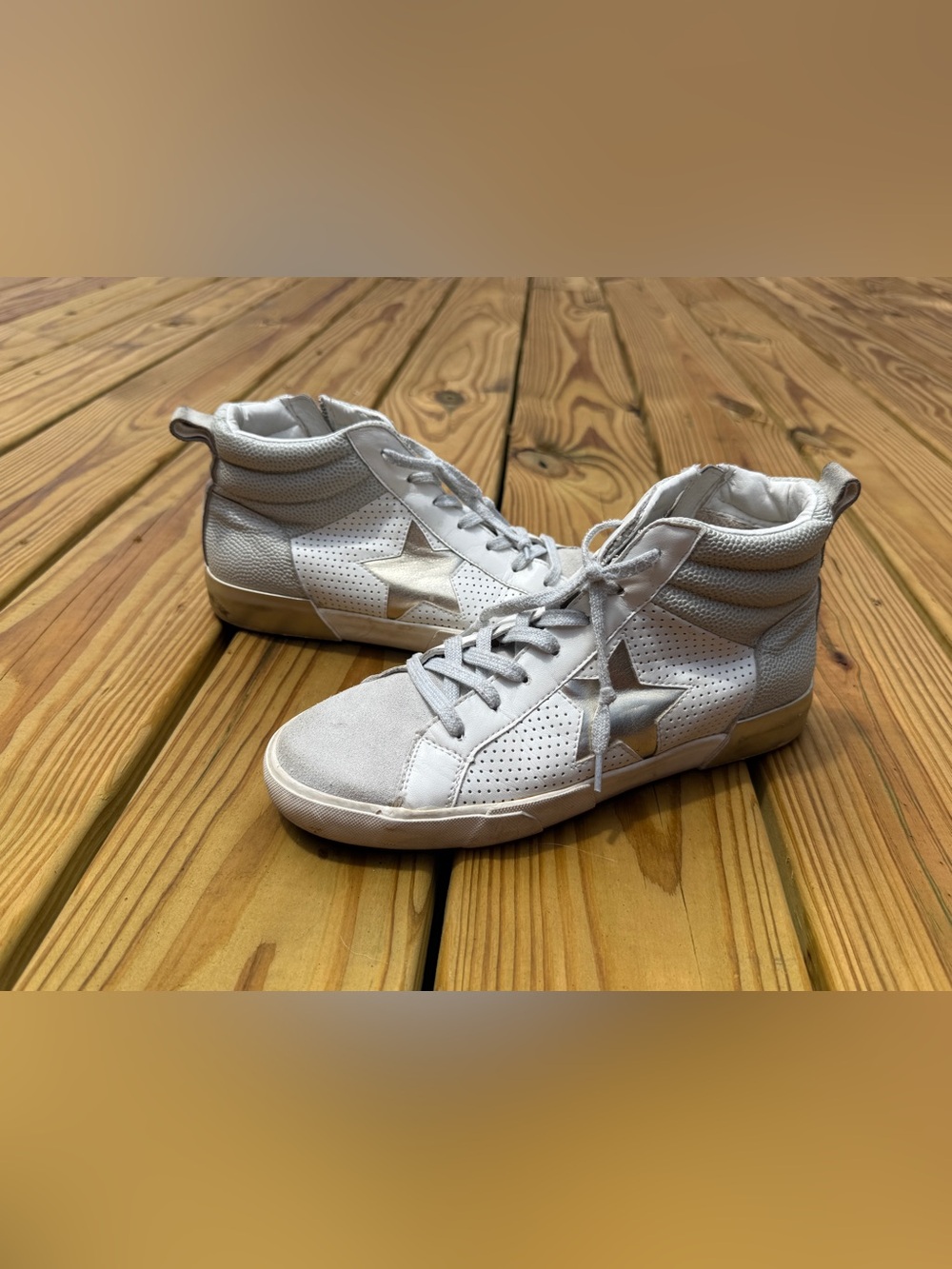 Vintage Havana White High-Top Star Sneakers